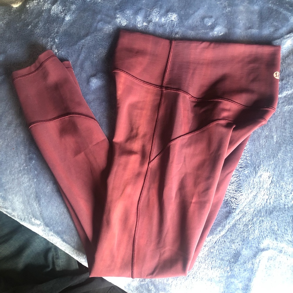 Lululemon In Movement Tight 25” *Everlux